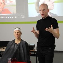 16.09.2014 | Dragqueen-Workshop