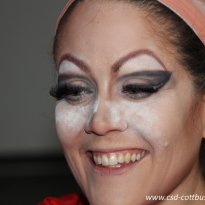 16.09.2014 | Dragqueen-Workshop