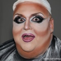 16.09.2014 | Dragqueen-Workshop