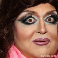 16.09.2014 | Dragqueen-Workshop