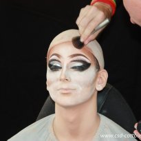 24.08.2018 | Dragqueen-Workshop