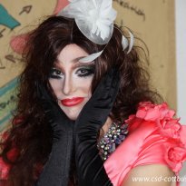 24.08.2018 | Dragqueen-Workshop