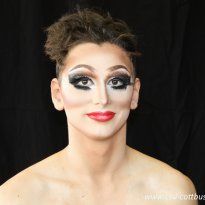24.08.2018 | Dragqueen-Workshop