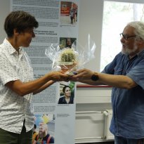 15.08.2022 | Regenbogenflaggenhissung und Ausstellungseröffnung am LASV