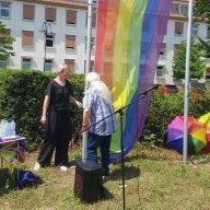 26.06.2023 | Regenbogenflaggenhissung und Ausstellungseröffnung am LASV